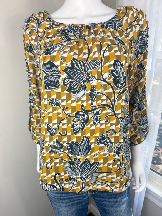 Zac & Rachel Tops - Zac & Rachel Medium Floral Patterned Blouse with Mustard and Black Geometric Acc